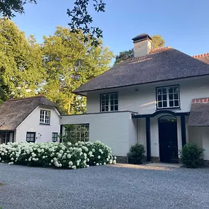  Vakantiehuis - Voor Als U Er Even Uit Wil, Gaat Renoveren, Verhuizen Of Als Tijdelijke Office